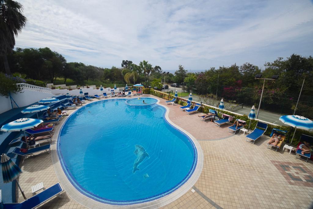 Villaggio Pineta Petto Bianco Капо-Ватикано Екстер'єр фото