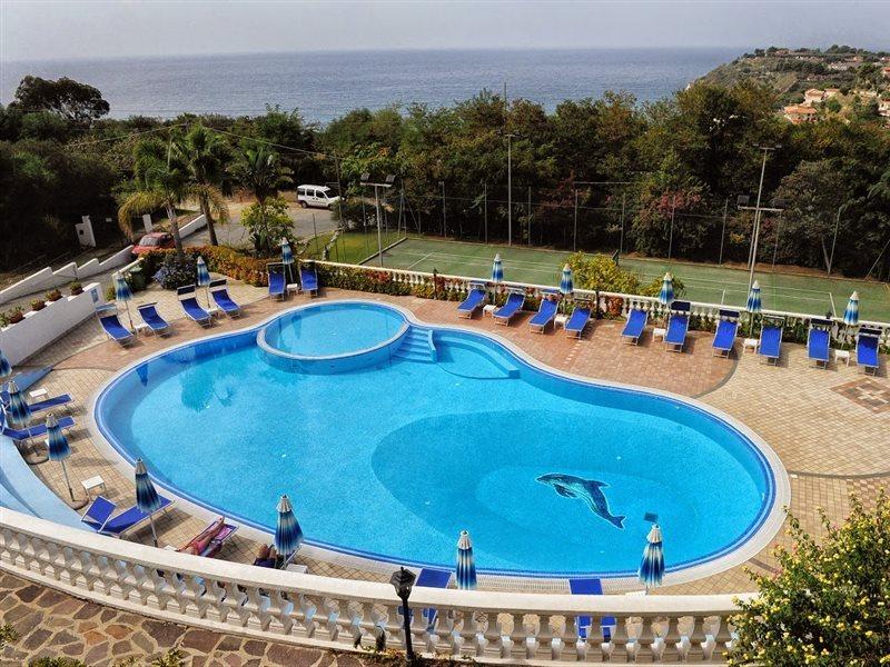 Villaggio Pineta Petto Bianco Капо-Ватикано Екстер'єр фото